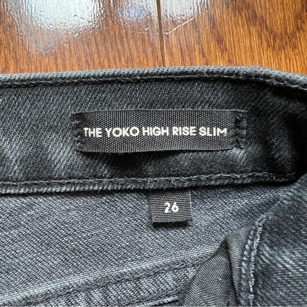 Aritzia Denim Forum Yoko High Rise Straight High-Waist Denim Mom Jeans - Sz 26 - Picture 9 of 15